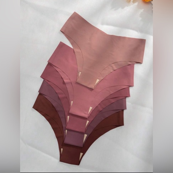 5pairs Pretty in Pink Women’s V Cut Bikinis - Picture 1 of 5